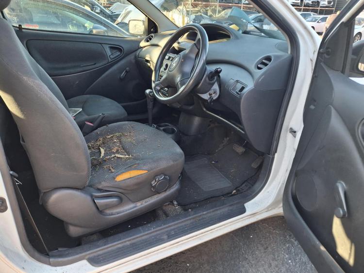 toyota Echo ECHO Aug 2005 Parts & Wrecking