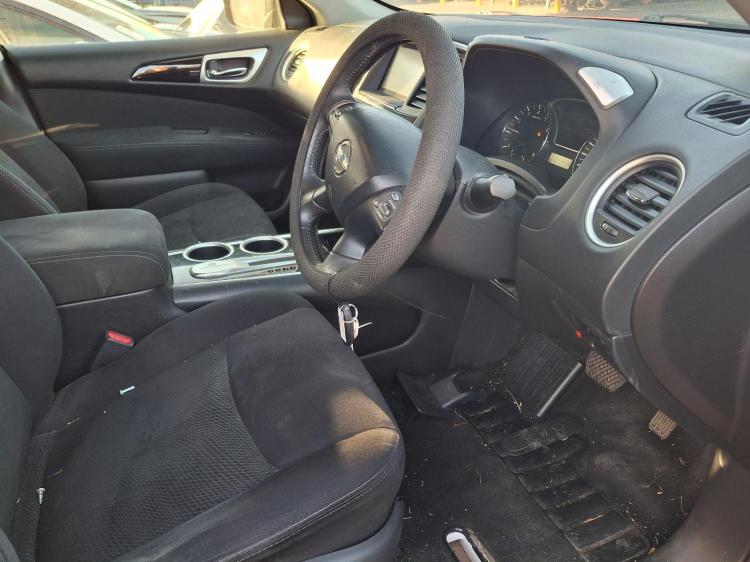 nissan Pathfinder ST FWD May 2015 Parts & Wrecking