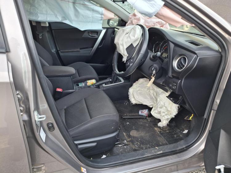 toyota Corolla ASCENT SPORT Mar 2014 Parts & Wrecking