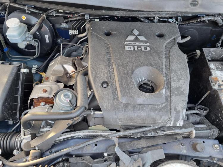mitsubishi Triton EXCEED MQ 2016 Parts & Wrecking