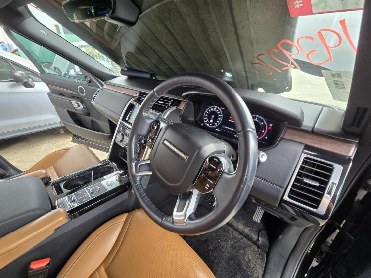 land rover Discovery L462 SDV6 HSE Jan 2019 Parts & Wrecking