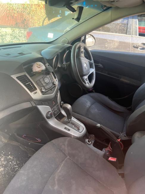 holden Cruze JH Sep 2011 Parts & Wrecking