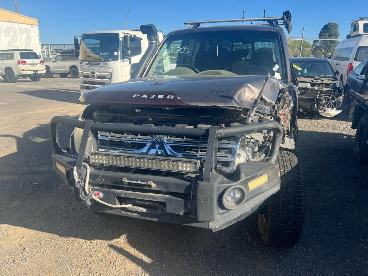mitsubishi Pajero NS-NW Sep 2010 Parts & Wrecking