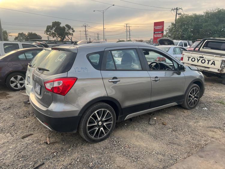 suzuki S-cross JY Feb 2014 Parts & Wrecking