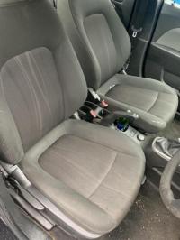 2012 Holden Barina image 6