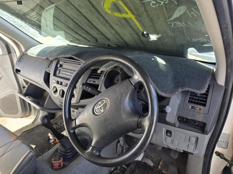 toyota Hilux TGN16R WORKMATE Jun 2005 Parts & Wrecking