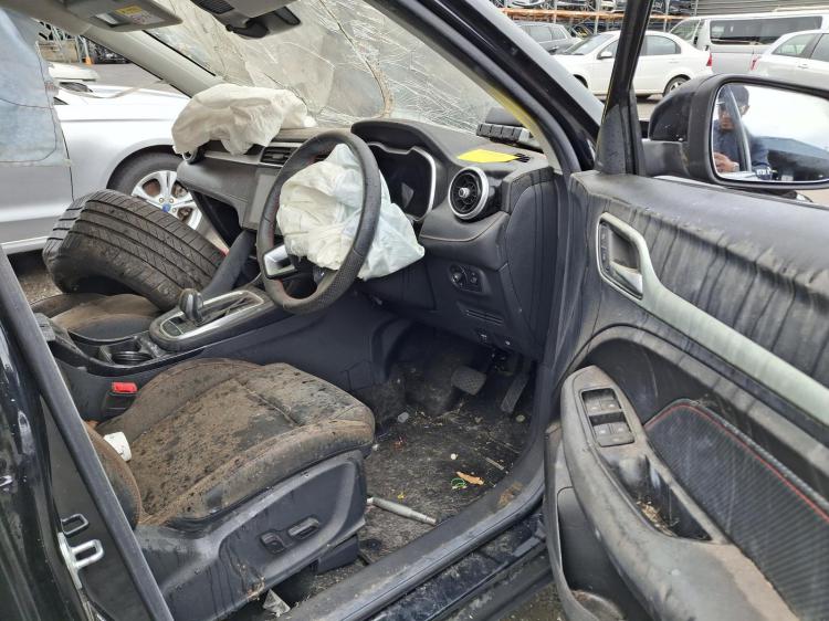 mg Zs Jan 2021 Parts & Wrecking