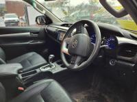 2016 Toyota Hilux GUN126R image 6