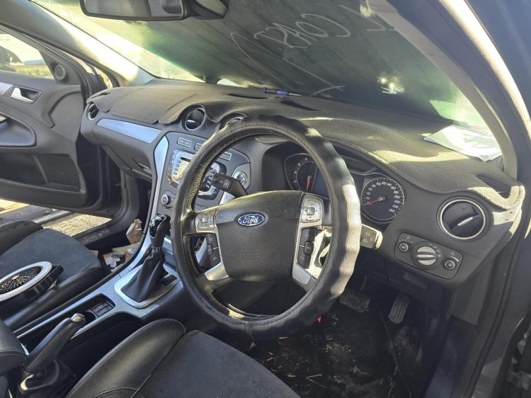 ford Mondeo MC TITANIUM Dec 2010 Parts & Wrecking