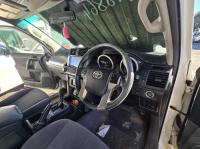 2010 Toyota Prado GRJ150R GLX image 6