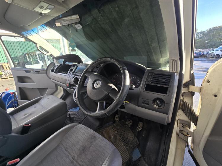 volkswagen Transporter T5 2.5 TDI Jul 2011 Parts & Wrecking