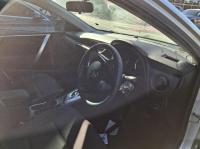 2017 Toyota Corolla ZRE172R image 6