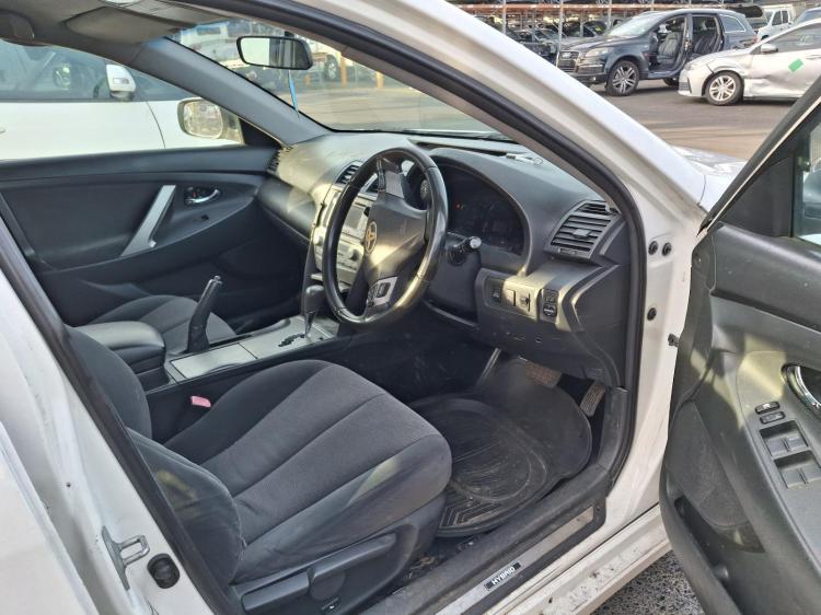 toyota Camry AHV40R Jun 2010 Parts & Wrecking