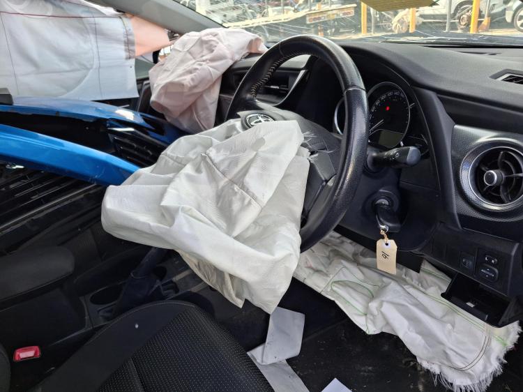 toyota Corolla ZRE182R Jul 2015 Parts & Wrecking
