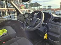 2022 Renault Master 6SP AUTO 2.3L 4CYL T/DIESEL image 6