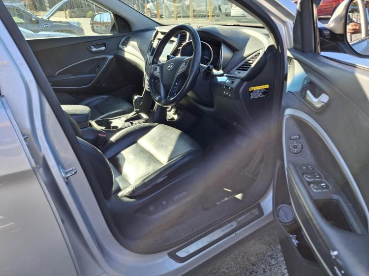 hyundai Santa Fe DM Sep 2016 Parts & Wrecking