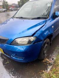 2004 Mazda 2 image 6