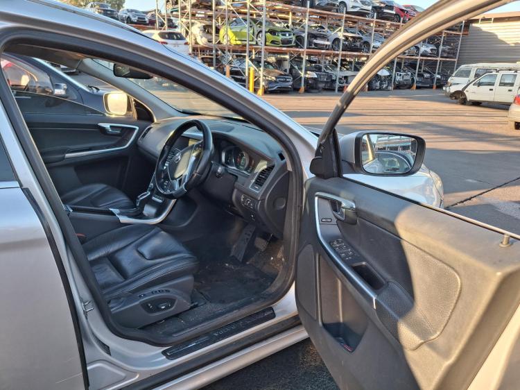 volvo Xc60 Oct 2014 Parts & Wrecking