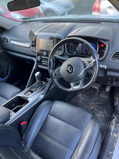 renault Koleos RZG Jan 2018 Parts & Wrecking