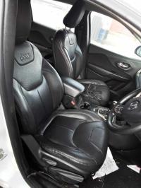 2014 Jeep Cherokee SPORT image 6