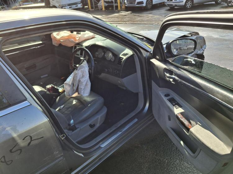 chrysler 300c LE Jun 2008 Parts & Wrecking