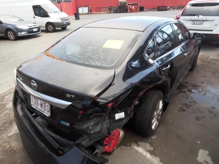 nissan Altima ST Nov 2013 Parts & Wrecking