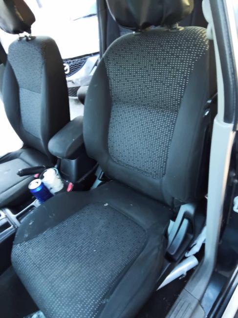mitsubishi Triton GL-R Nov 2009 Parts & Wrecking