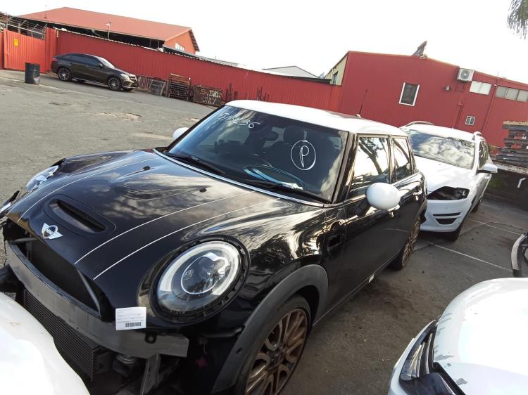 mini Cooper S Mar 2015 Parts & Wrecking