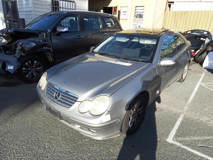 mercedes benz C Class C180 Oct 2004 Parts & Wrecking