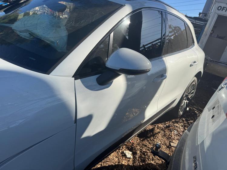 porsche Macan 2015 Parts & Wrecking