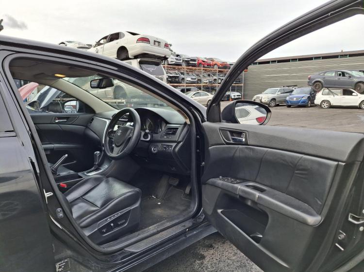 suzuki Kizashi FR Jun 2013 Parts & Wrecking