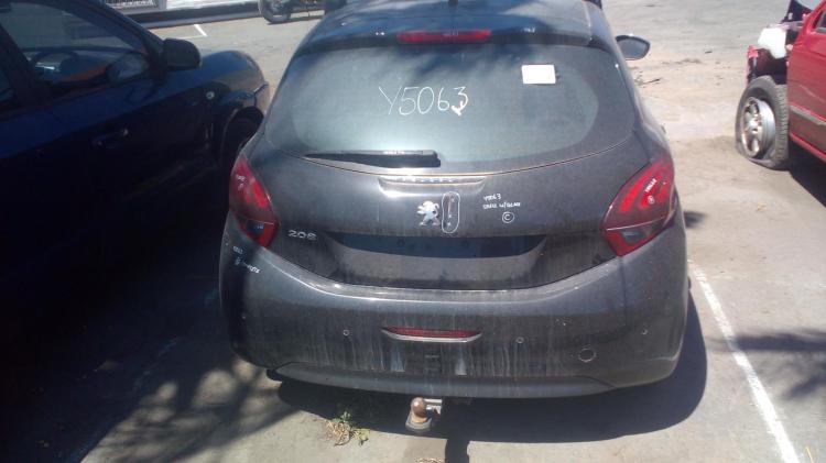 peugeot 208 ALLURE Oct 2015 Parts & Wrecking
