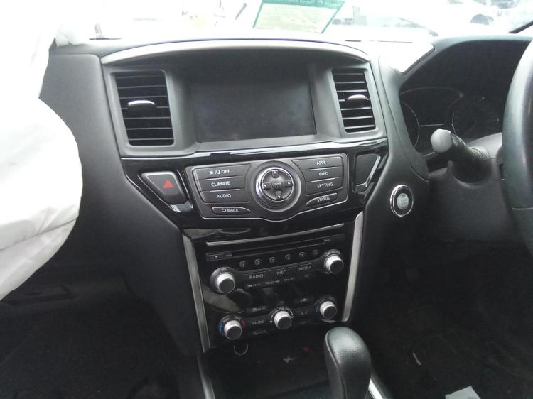nissan Pathfinder ST Mar 2018 Parts & Wrecking