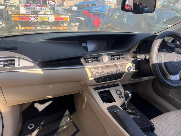 lexus Es300 2013 Parts & Wrecking