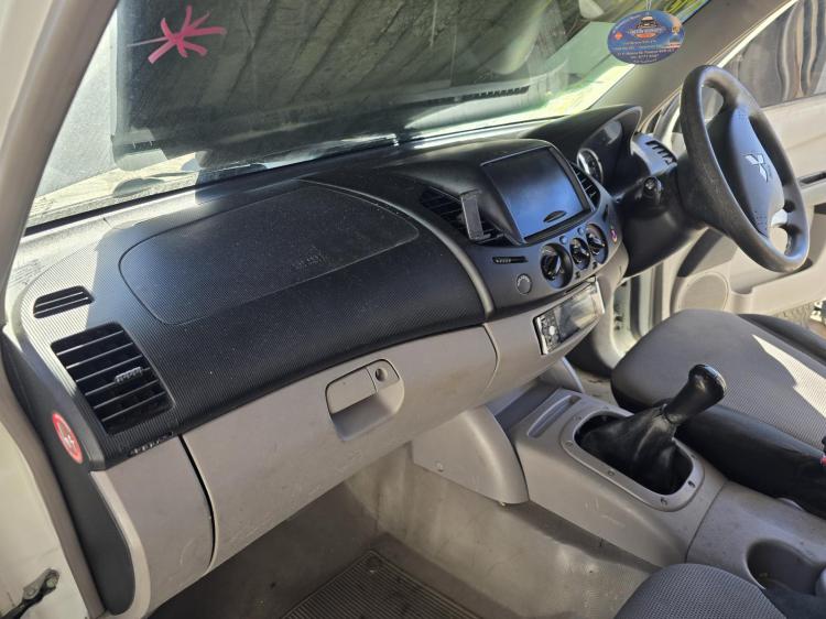 mitsubishi Triton MN GL Jul 2013 Parts & Wrecking
