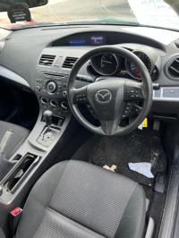 2013 Mazda Mazda3 image 6