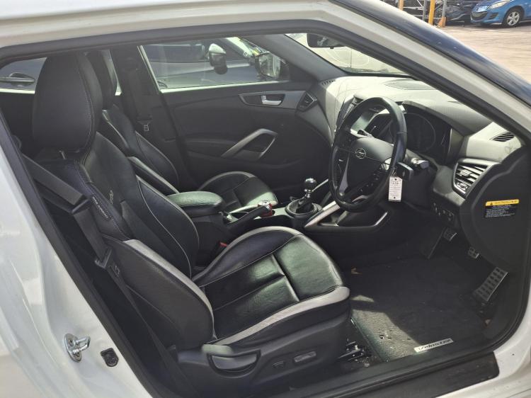 hyundai Veloster FS Apr 2014 Parts & Wrecking