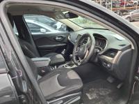 2015 Jeep Cherokee KL image 6