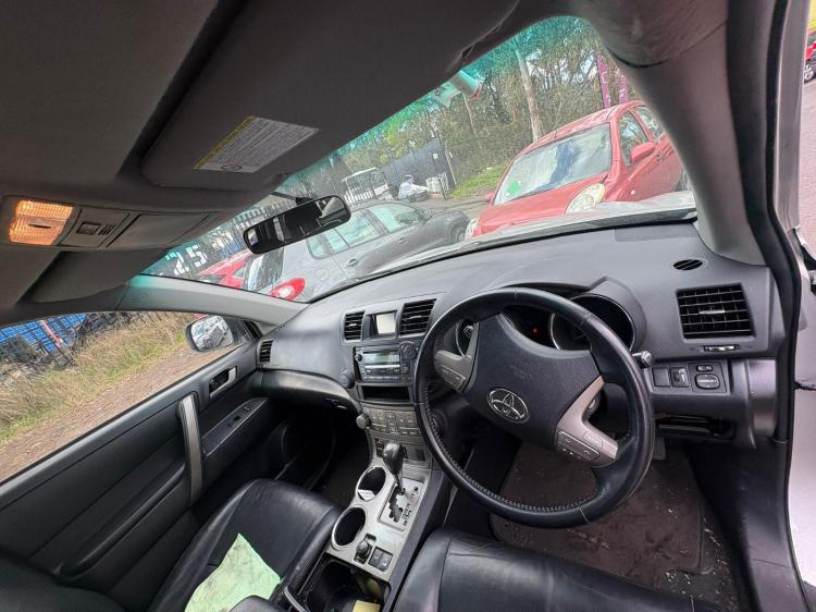 toyota Kluger 2008 Parts & Wrecking