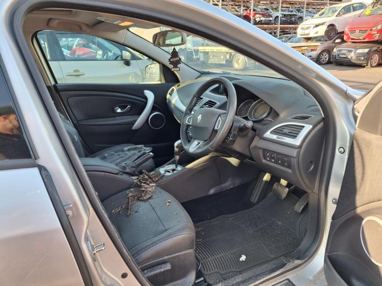renault Megane Nov 2012 Parts & Wrecking