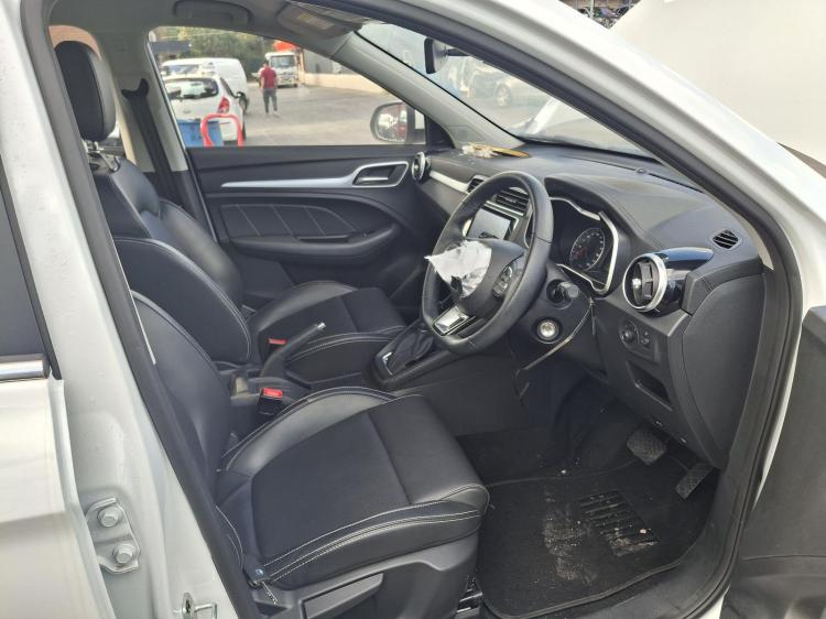 mg Zs Mar 2023 Parts & Wrecking