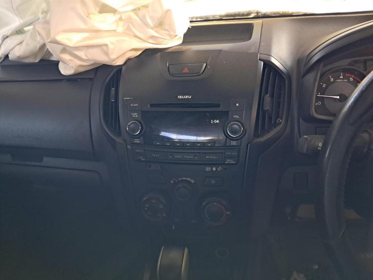 isuzu Dmax Aug 2016 Parts & Wrecking