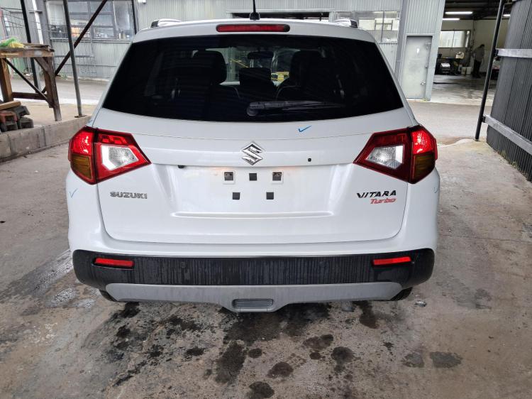 suzuki Vitara LY Parts & Wrecking