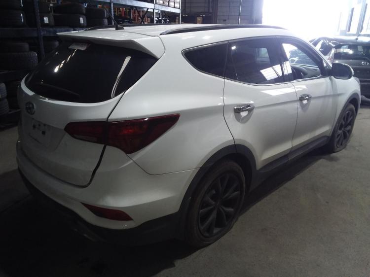 hyundai Santa Fe Dec 2017 Parts & Wrecking
