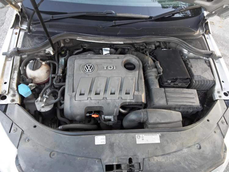 volkswagen Passat 125 TDI Aug 2011 Parts & Wrecking