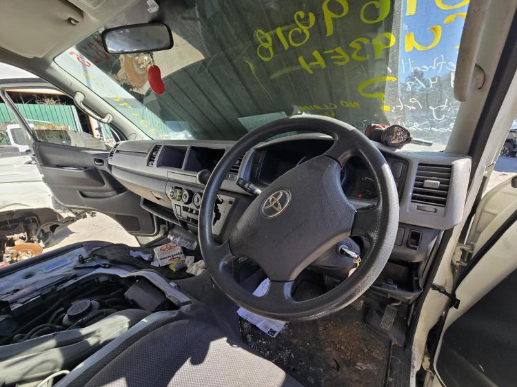 toyota Hiace TRH SUPER LWB Apr 2012 Parts & Wrecking