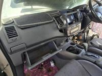 2012 Toyota Hilux KUN26R SR5 image 6