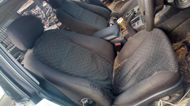 holden Commodore EXECUTIVE Jan 2006 Parts & Wrecking