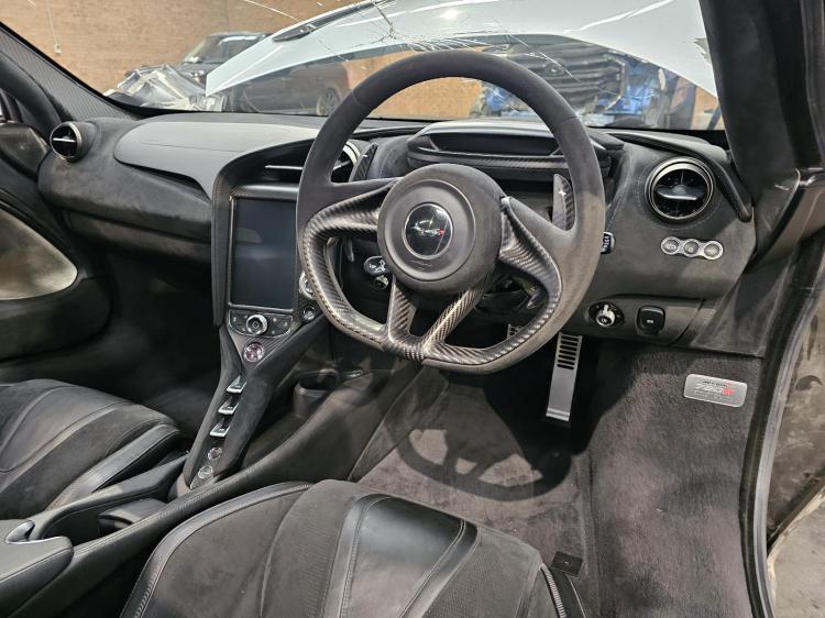 mclaren 720s M840T Oct 2017 Parts & Wrecking