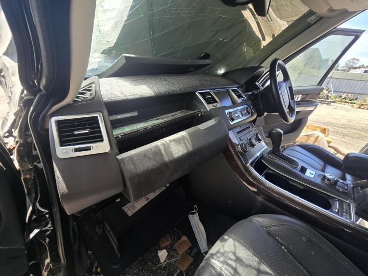 land rover Range Rover Sport L320 TDV6 Jun 2010 Parts & Wrecking